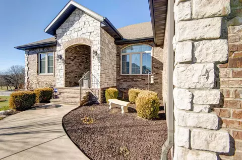 4351 Summer Set Ct, Springfield, MO 65802 photo 3
