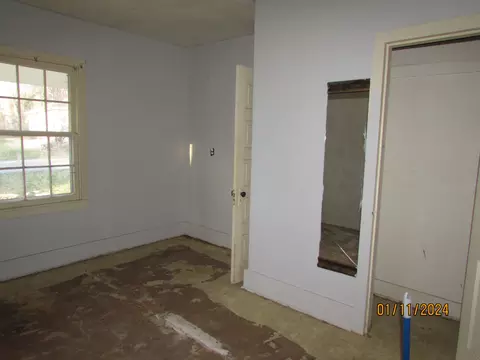 1324 W Catalpa St, Springfield, MO 65807 photo 9