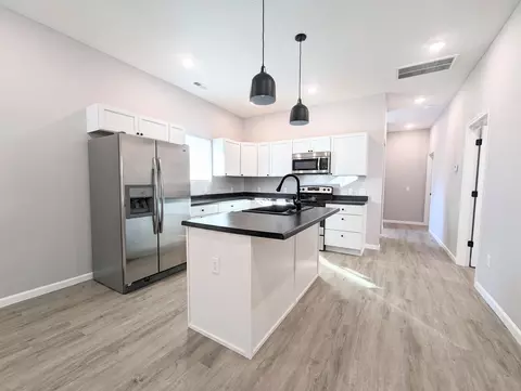 717 N Warren Ave, Springfield, MO 65802 photo 4