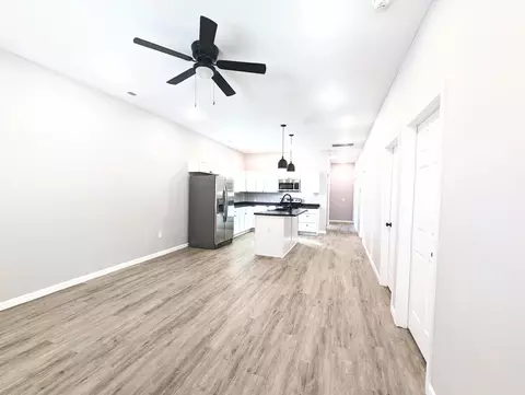 717 N Warren Ave, Springfield, MO 65802 photo 3