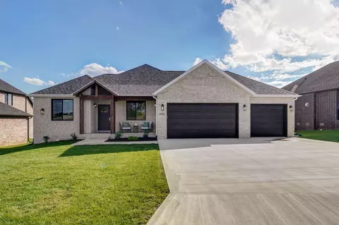 4452 E Larkwood Dr, Springfield, MO 65802 photo 1