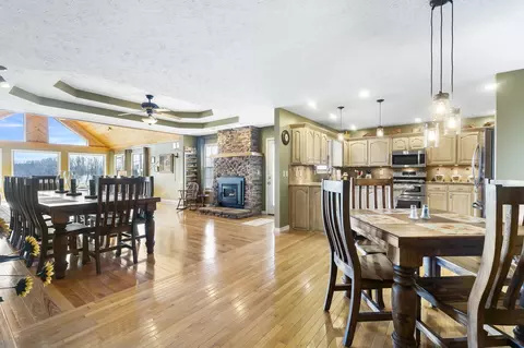 231 Center Rd, Ozark, MO 65721 photo 5