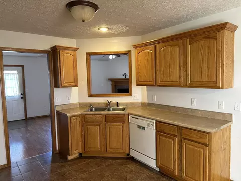 6104 N 13th Ave, Ozark, MO 65721 photo 9