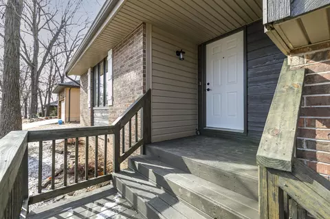 5801 S Honeysuckle Ln, Battlefield, MO 65619 photo 3