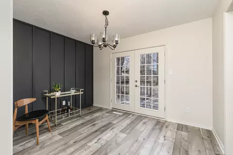 5801 S Honeysuckle Ln, Battlefield, MO 65619 photo 9