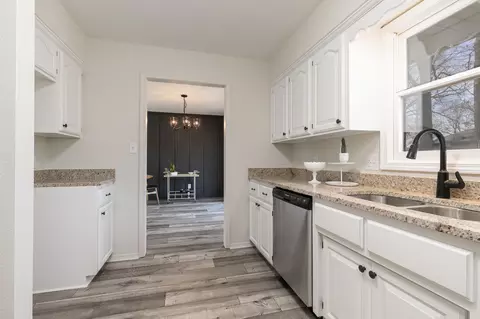 5801 S Honeysuckle Ln, Battlefield, MO 65619 photo 13