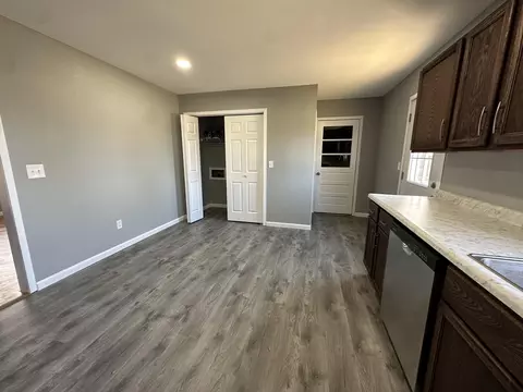 619 Pershing St, Willard, MO 65781 photo 7