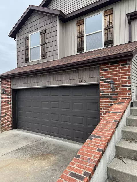 1316 Nitro Dr, Ozark, MO 65721 photo 2
