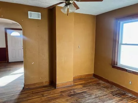 2345 N Campbell Ave, Springfield, MO 65803 photo 6