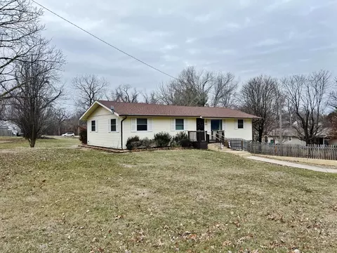 1300 3rd St, Monett, MO 65708 photo 3