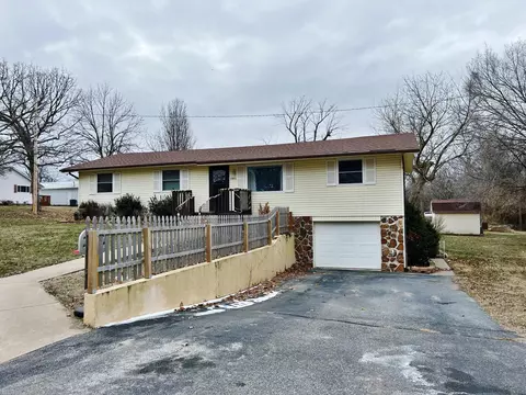 1300 3rd St, Monett, MO 65708 photo 2