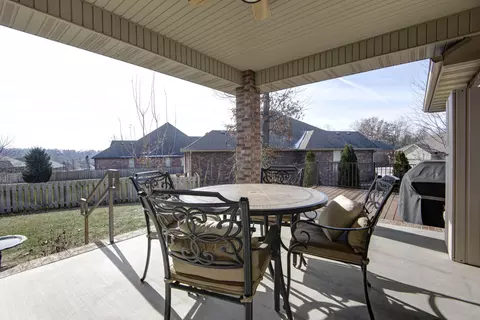 2276 W Darby St, Springfield, MO 65810 photo 25