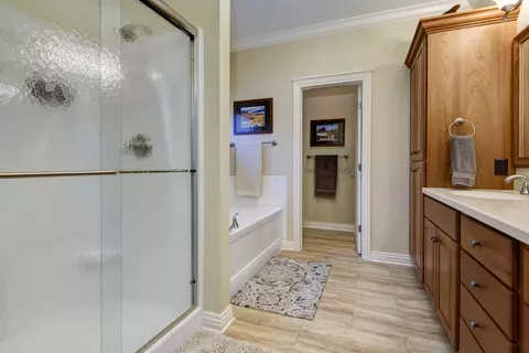 2276 W Darby St, Springfield, MO 65810 photo 17