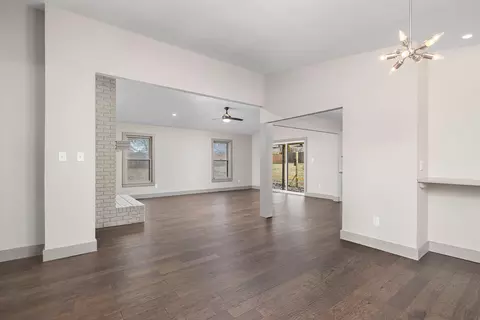 1929 S Oak Grove Ave, Springfield, MO 65804 photo 7