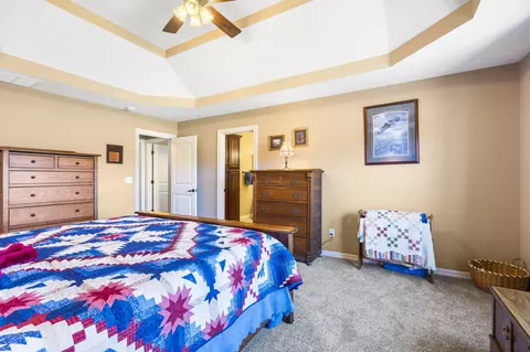 Bedroom - 237 Park Hill Ct, Strafford, MO 65757 photo 3 of 7