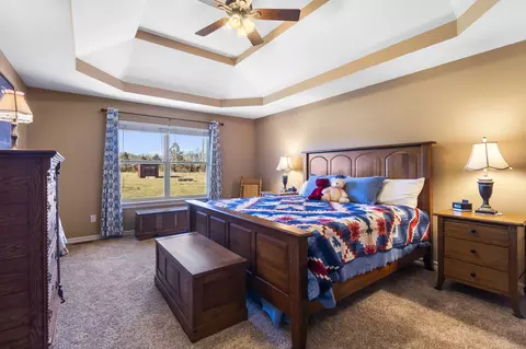 Bedroom - 237 Park Hill Ct, Strafford, MO 65757 photo 2 of 7