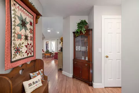 351 E Degraffenreid St, Springfield, MO 65810 photo 5