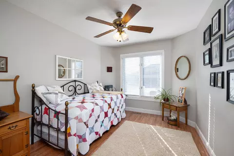 351 E Degraffenreid St, Springfield, MO 65810 photo 15