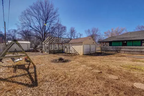 848 W Whiteside St, Springfield, MO 65807 photo 20