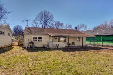848 W Whiteside St, Springfield, MO 65807 photo 3