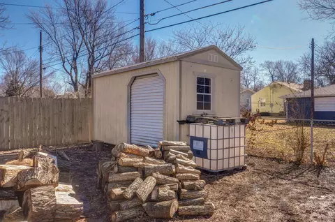 848 W Whiteside St, Springfield, MO 65807 photo 29
