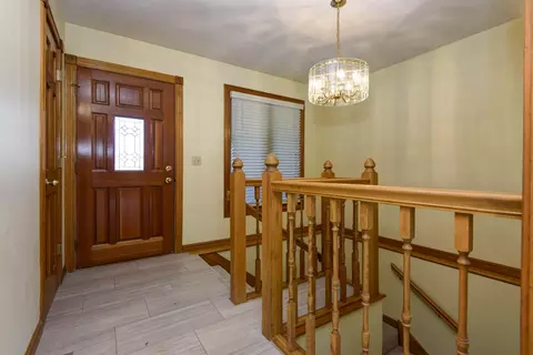 1134 W Highpoint St, Springfield, MO 65810 photo 2