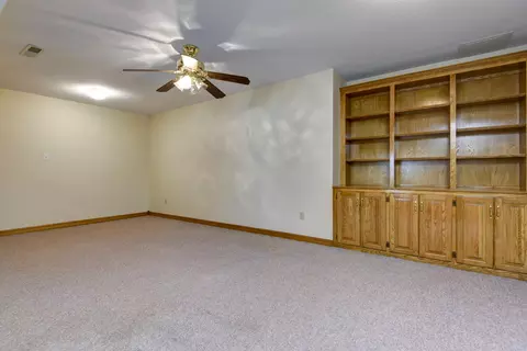 1134 W Highpoint St, Springfield, MO 65810 photo 26