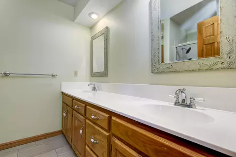 1134 W Highpoint St, Springfield, MO 65810 photo 16
