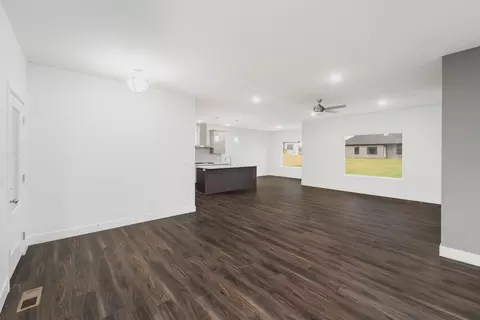 1203 W Sage Ct, Springfield, MO 65810 photo 6