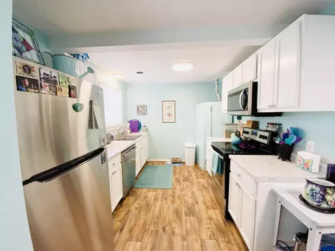 2107 W Scott St, Springfield, MO 65802 photo 8