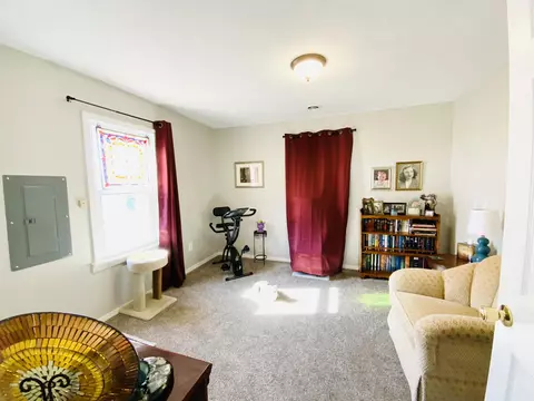 2107 W Scott St, Springfield, MO 65802 photo 15