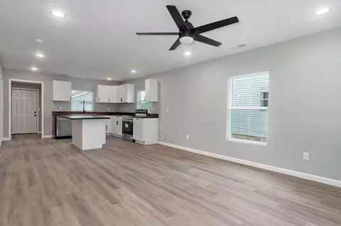2548 N Kellett Ave, Springfield, MO 65803 photo 13