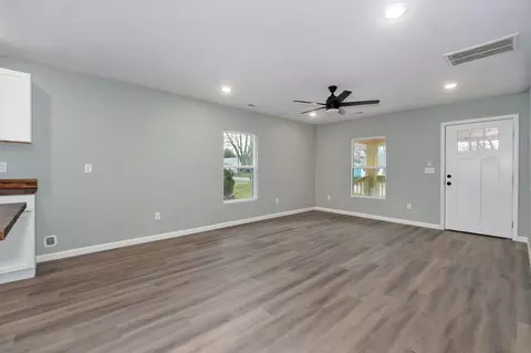 2548 N Kellett Ave, Springfield, MO 65803 photo 14