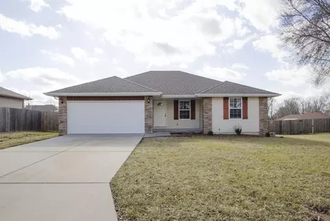 714 W Christopher Ln, Clever, MO 65631 photo 1