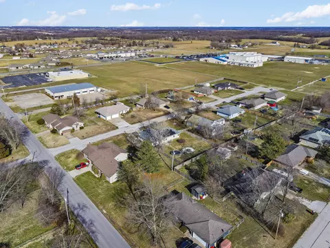 View/Area - 204 E Chrysler St, Clever, MO 65631 photo 1 of 4