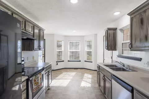 Kitchen - 204 E Chrysler St, Clever, MO 65631 photo 3 of 3