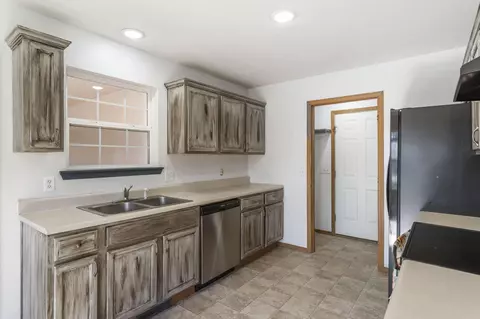 Other - 204 E Chrysler St, Clever, MO 65631 photo 6 of 10