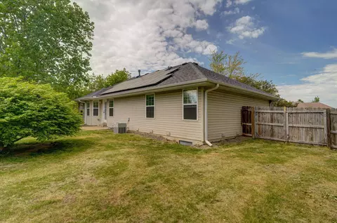 Exterior - 204 E Chrysler St, Clever, MO 65631 photo 11 of 13