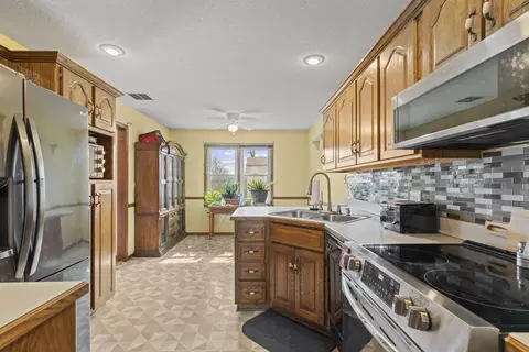 3382 W Countryside Dr, Springfield, MO 65807 photo 10
