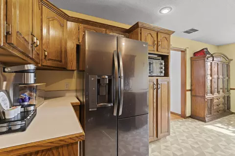 3382 W Countryside Dr, Springfield, MO 65807 photo 12