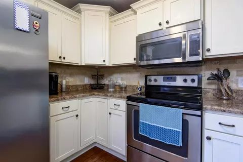 1008 E Fieldstone Dr, Ozark, MO 65721 photo 14