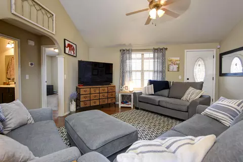 1008 E Fieldstone Dr, Ozark, MO 65721 photo 5