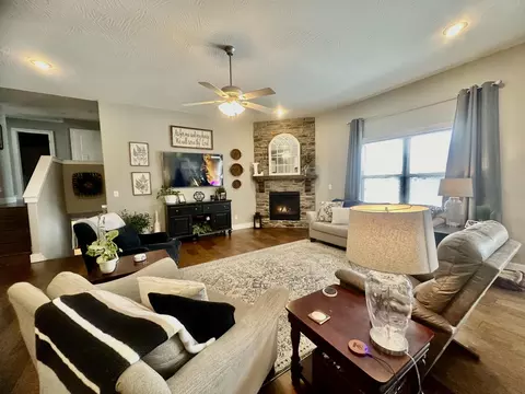 Living - 2737 W Miramar Rd, Ozark, MO 65721 photo 4 of 11