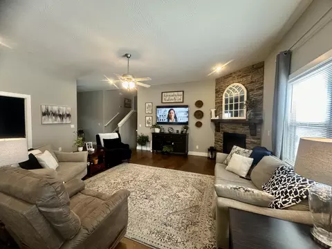 Living - 2737 W Miramar Rd, Ozark, MO 65721 photo 6 of 11