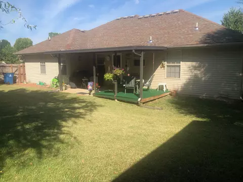 Exterior - 738 E Gallup Hill Rd, Nixa, MO 65714 photo 7 of 18