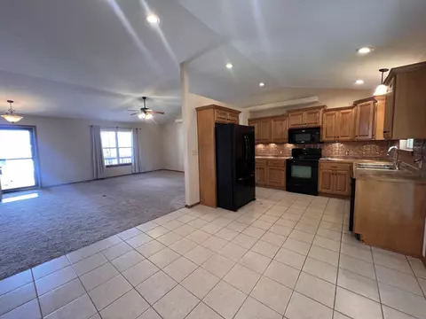 Kitchen - 738 E Gallup Hill Rd, Nixa, MO 65714 photo 2 of 9