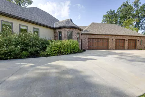 6003 Merion Dr, Nixa, MO 65714 photo 3