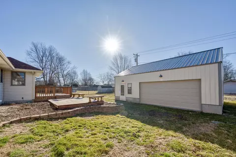 544 E Donna St, Republic, MO 65738 photo 2