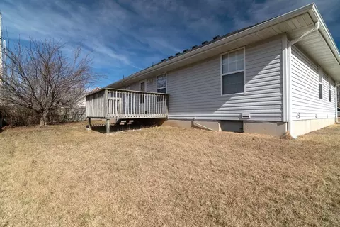 543 Adam Ave, Sparta, MO 65753 photo 3