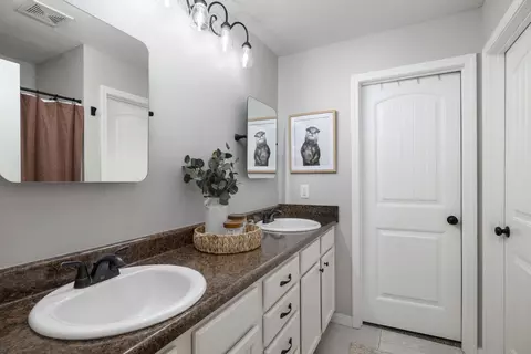 1935 E Parrin Ave, Ozark, MO 65721 photo 23